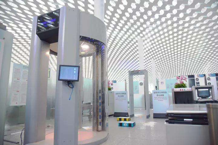 毫米波人體成像安檢係統將（jiāng）被廣泛（fàn）應用於（yú）車站（zhàn）等需要安檢的公共場所